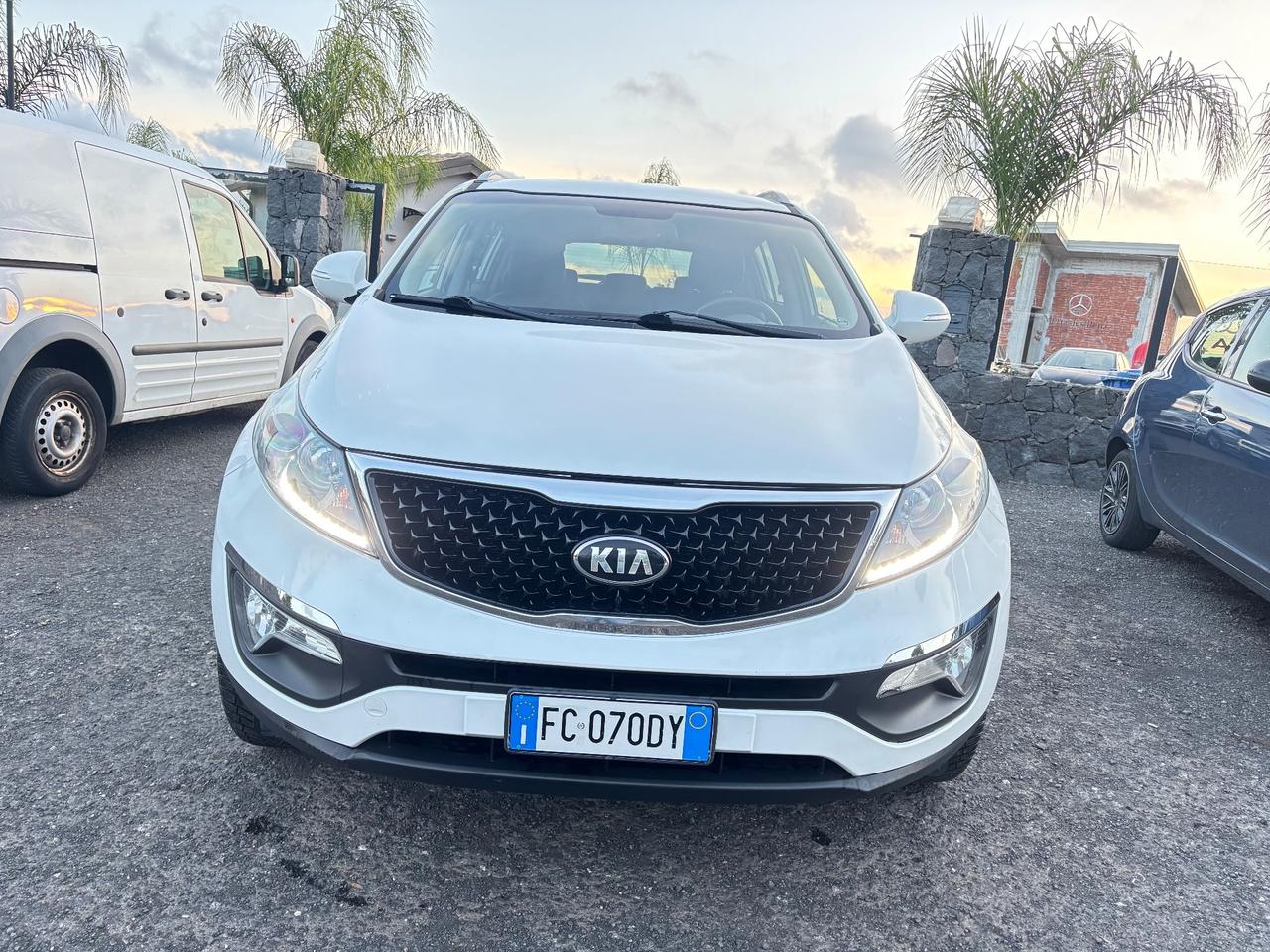 Kia Sportage 1.7 CRDI VGT 2WD high tech
