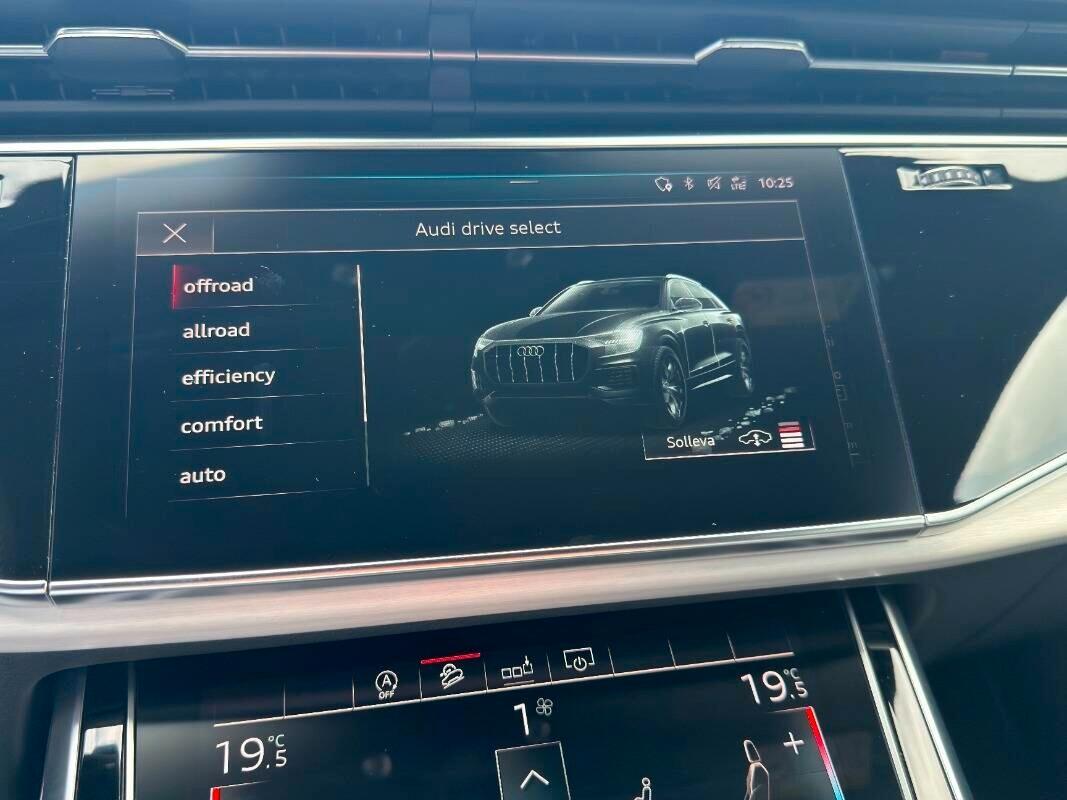 Audi Q8 50 TDI 286 CV quattro tiptronic