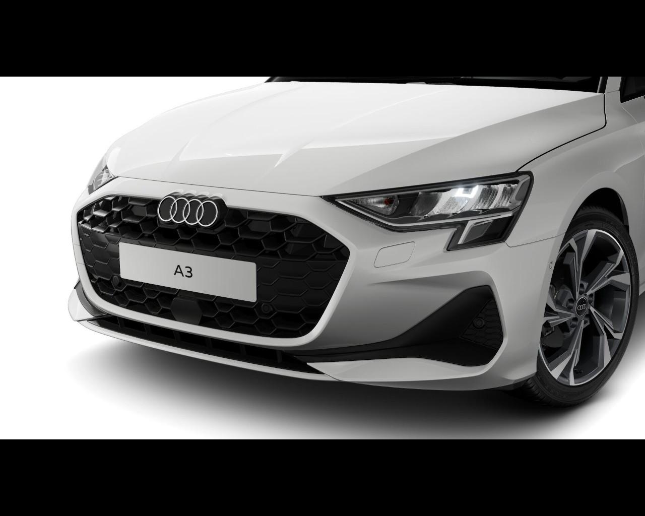 AUDI Audi A3 Sportback Business TFSI 85 kW S tronic