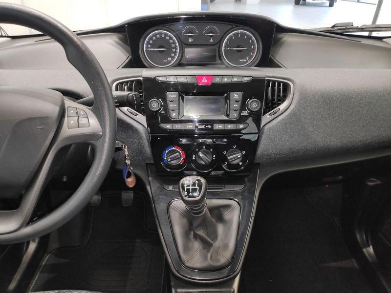 Lancia Ypsilon 0.9 TwinAir 70 CV 5 PORTE Metano Ecochic Elefantino Blu