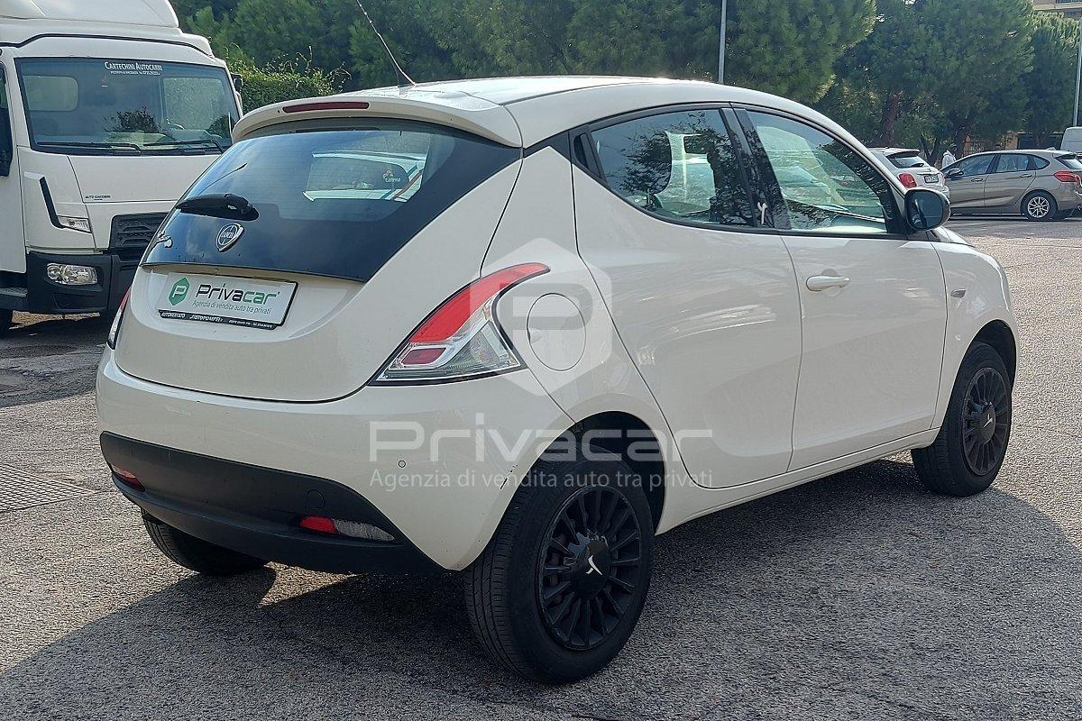 LANCIA Ypsilon 0.9 TwinAir 85 CV 5 porte Metano Ecochic Elefantino