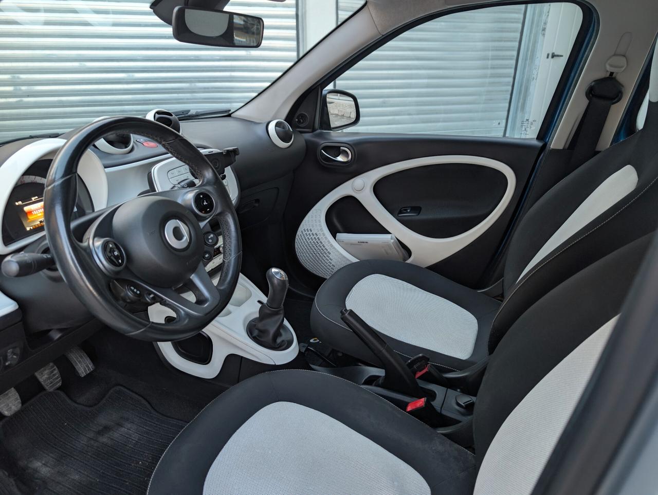 Smart ForFour 1.0 benzina 71CV Passion