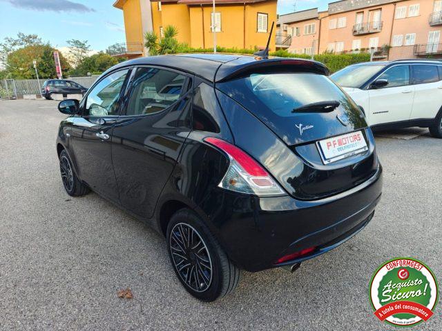 LANCIA Ypsilon 1.0 FireFly 5 porte S&S Hybrid Gold