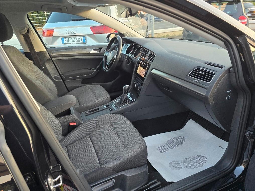 Volkswagen Golf Variant Golf Variant 1.5 TGI 5p. Highline BlueMotione Tech.