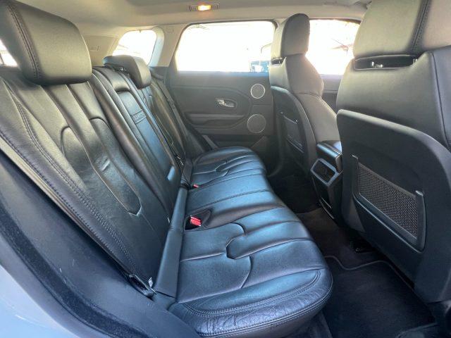 LAND ROVER Range Rover Evoque 2.2 TD4 5p. Pure TUTTI KM. TAGLIANDATI LAND ROVER