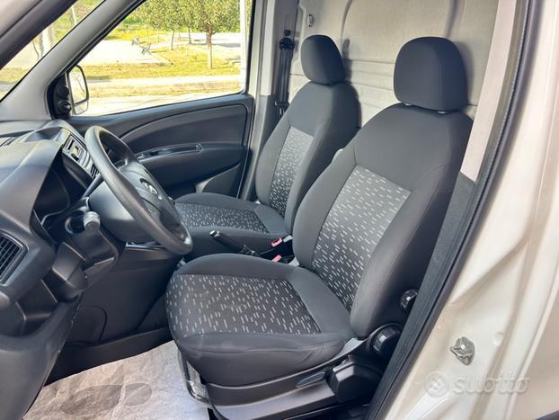 OPEL Combo 5ª serie - 2018