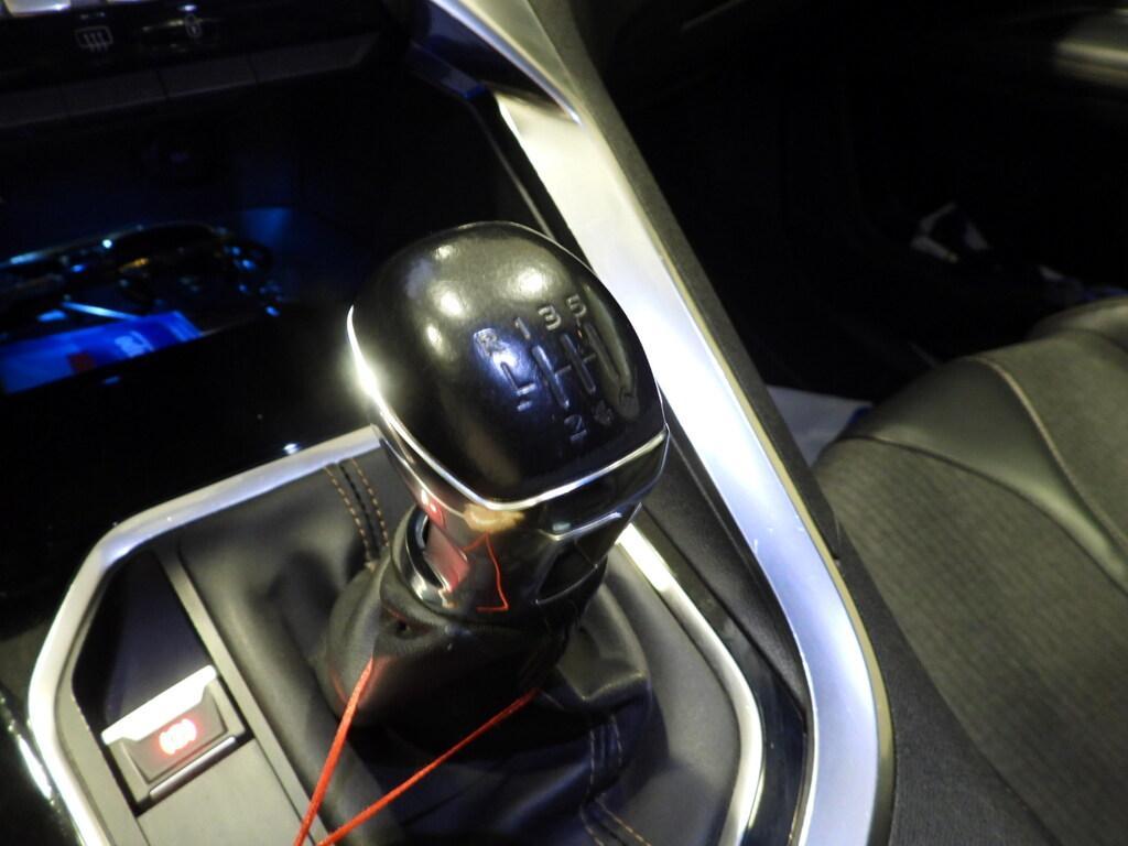Peugeot 3008 2.0 BlueHDi Business