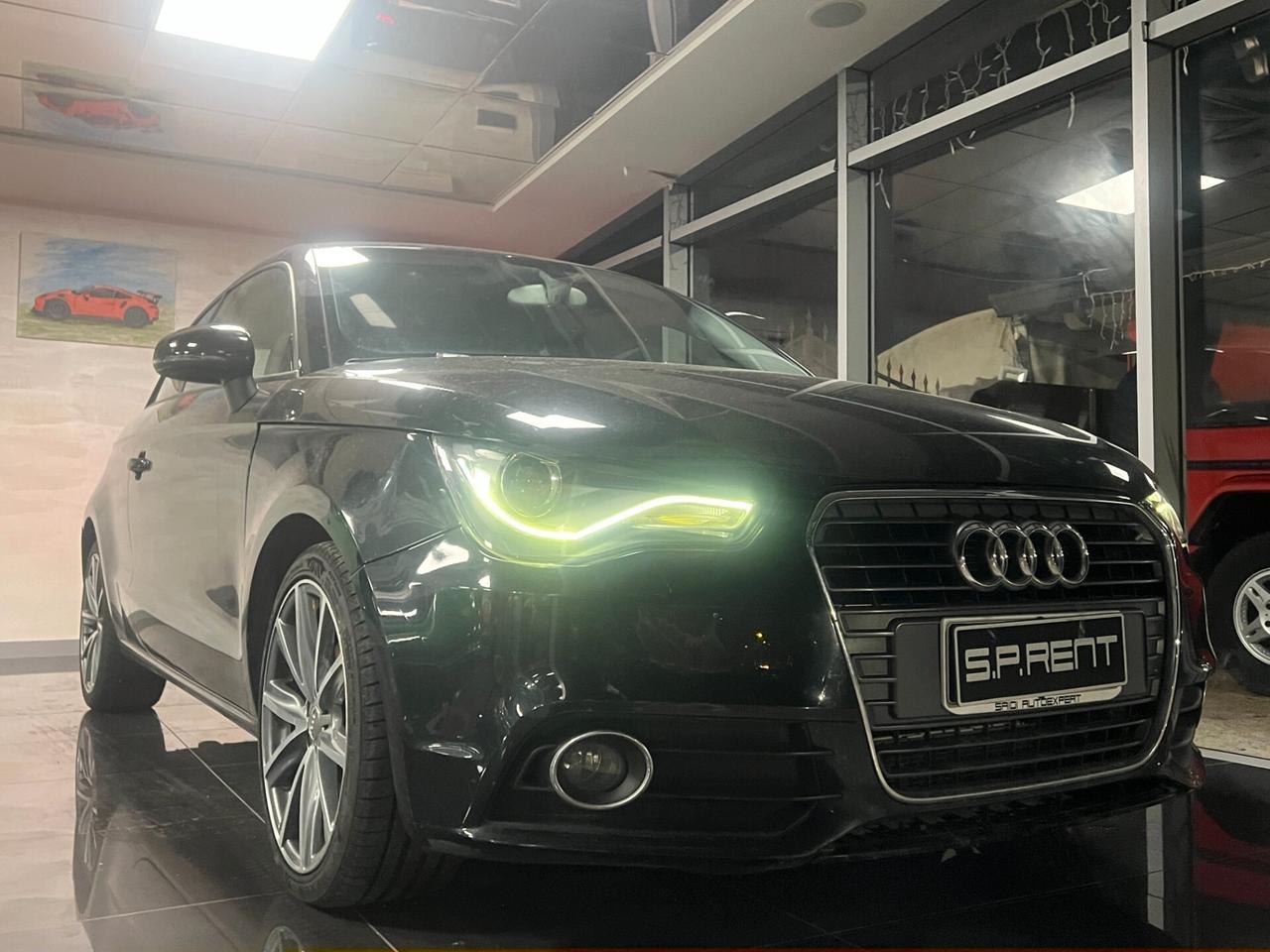 Audi A1 1.4 TFSI S tronic Ambition122 CV 3/PORTE /SEDILI SPORTIVI IN PELLE CREMA/SERVICE BOOK