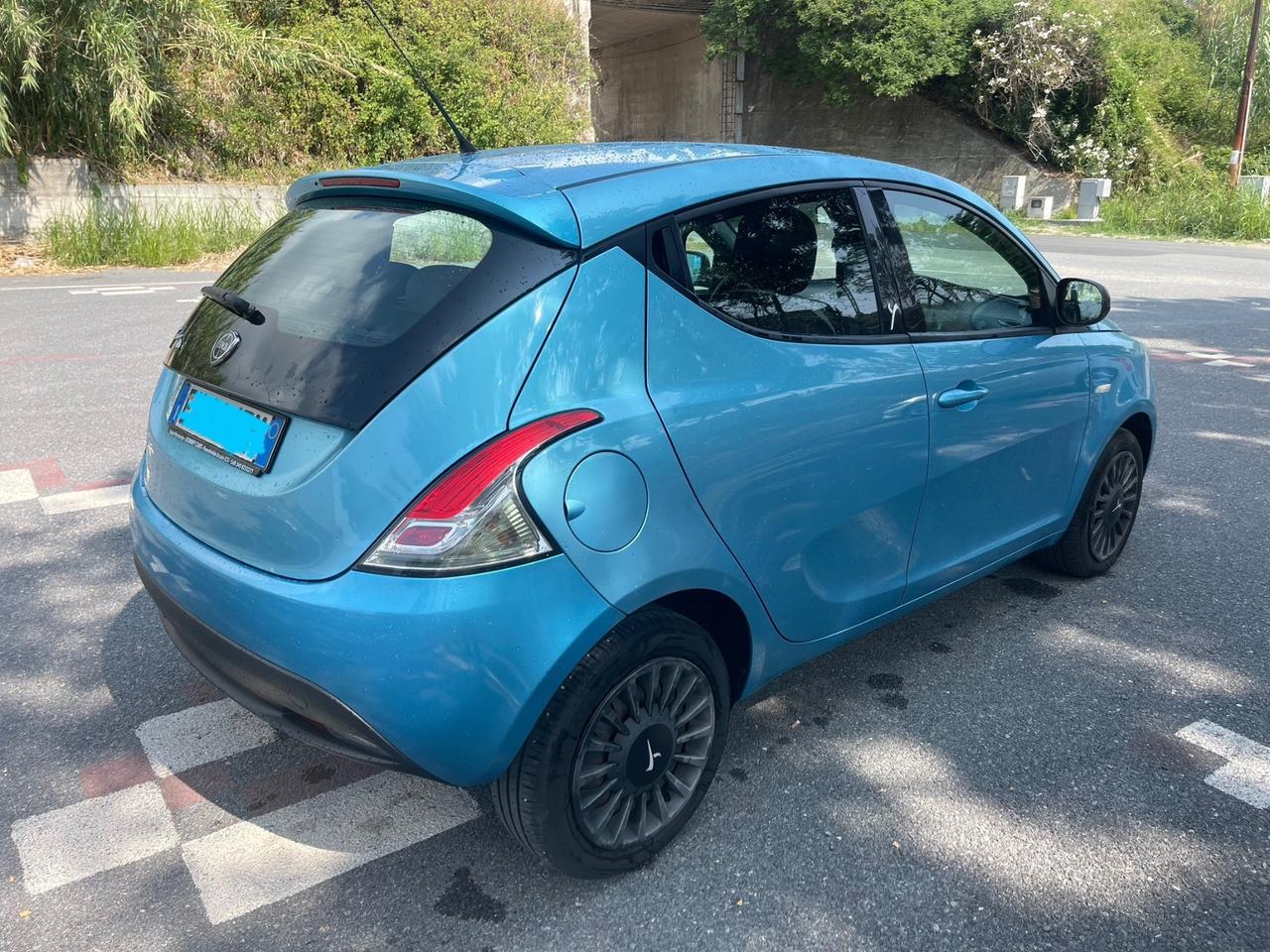 Lancia Ypsilon 1.3 MJT 16V 95 CV 5 porte S&S Elefantino