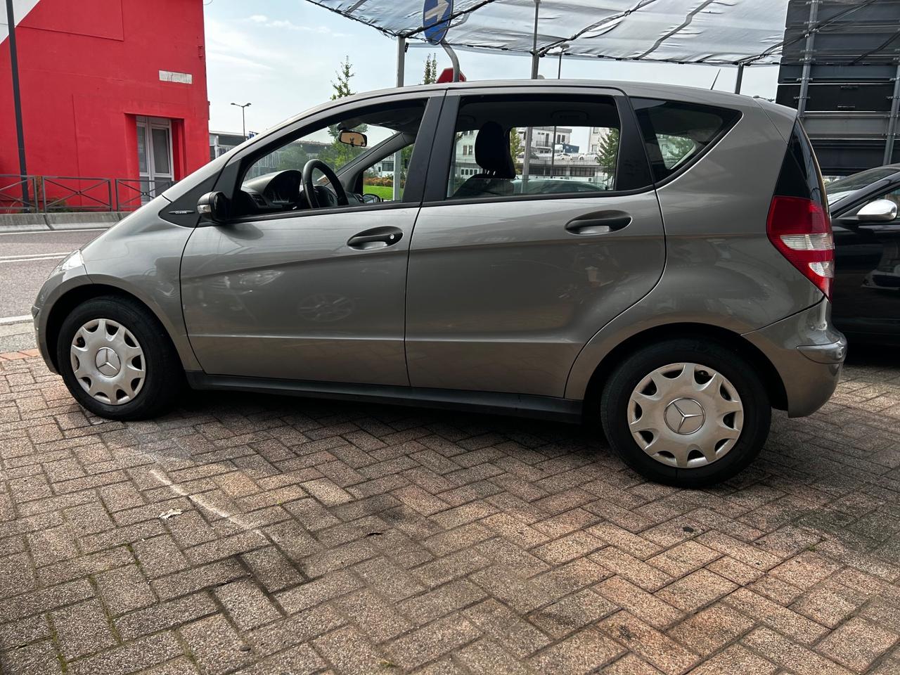 Mercedes-benz A 150 Classic Basic