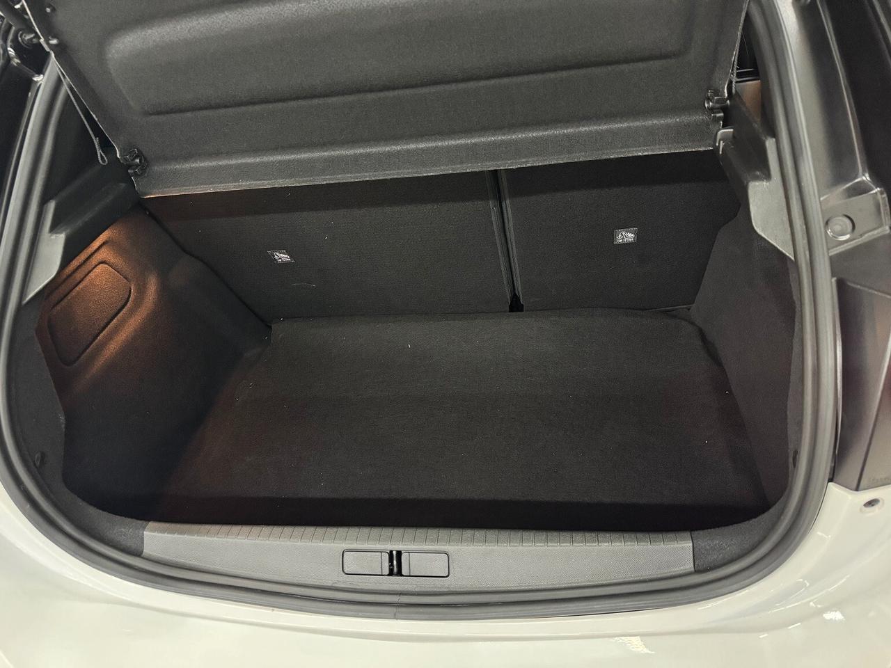 Corsa 1.2 GS SUPER BELLA PARI NUOVO