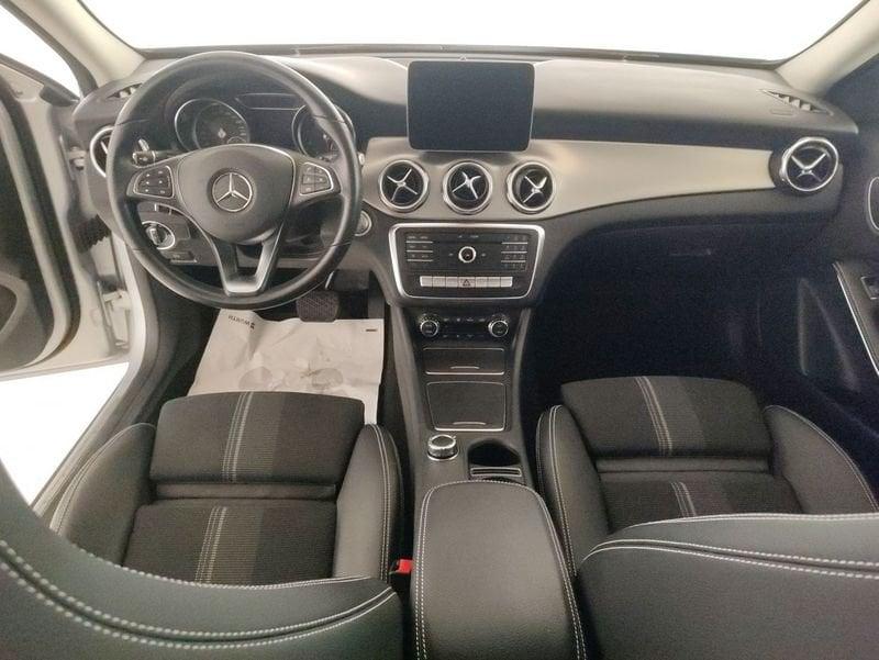 Mercedes-Benz GLA 180 Sport auto