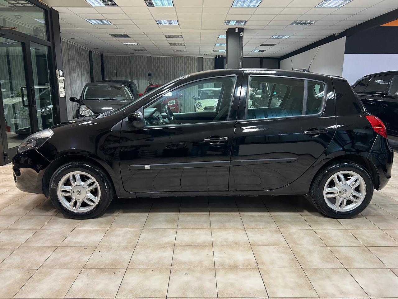 Renault Clio - 2013 1.2 16V GPL 75cv