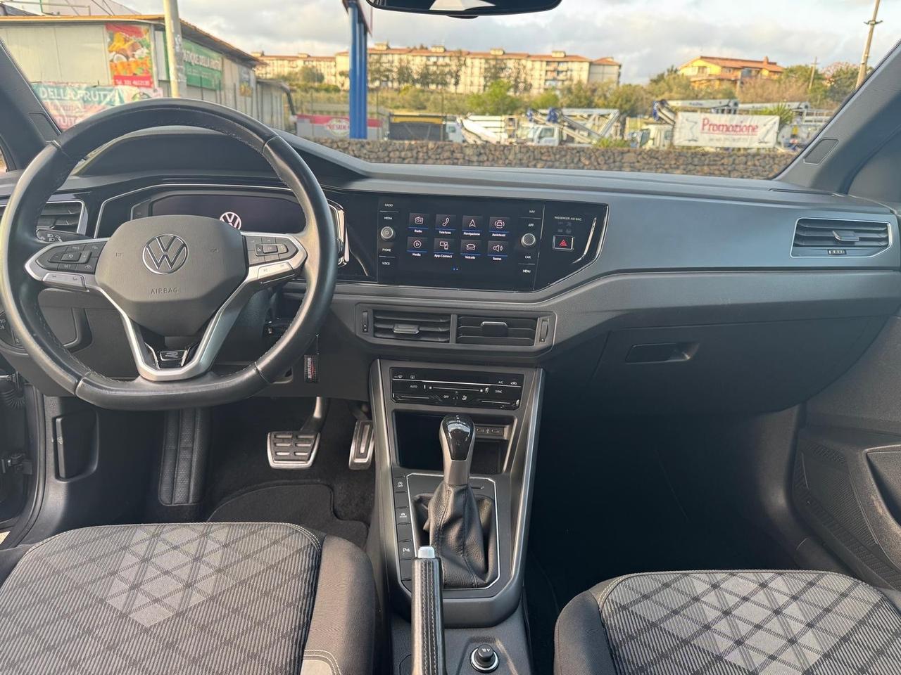 Volkswagen Taigo 1.0 TSI 110 CV DSG R-Line