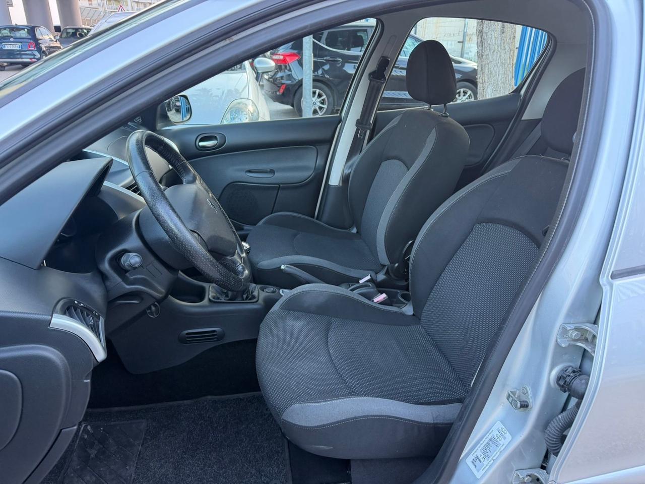 Peugeot 206 Plus 1.1 60CV 5p. Energie