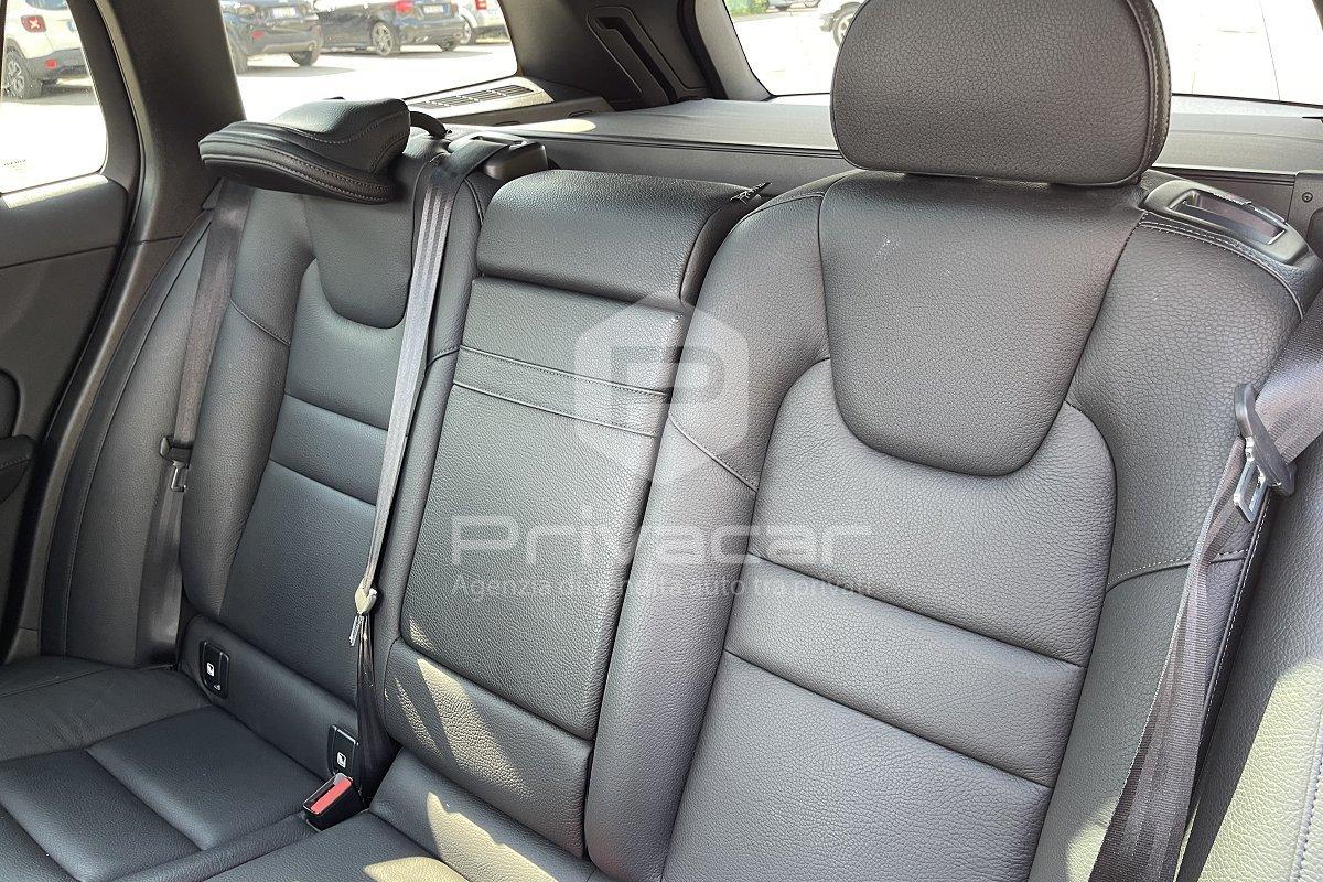 VOLVO V60 D4 Geartronic R-design