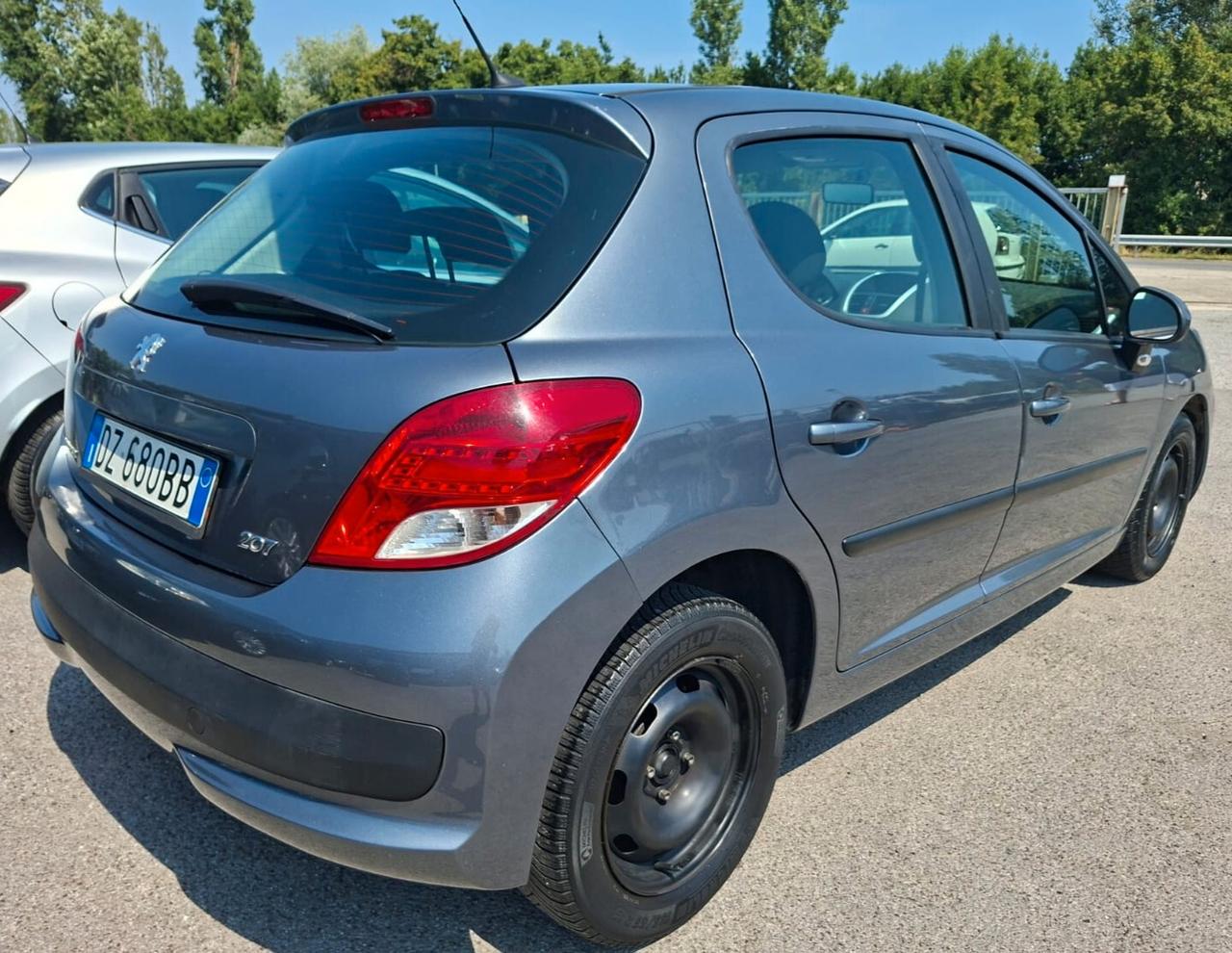 Peugeot 207 1.4 75CV GPL