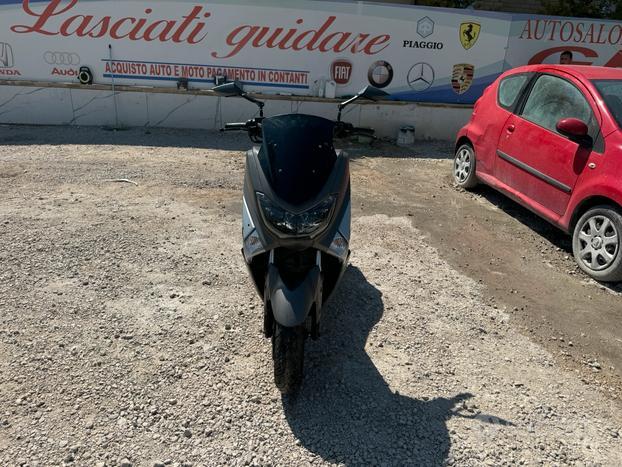 Yamaha nmax cc125 come foto tagliandato