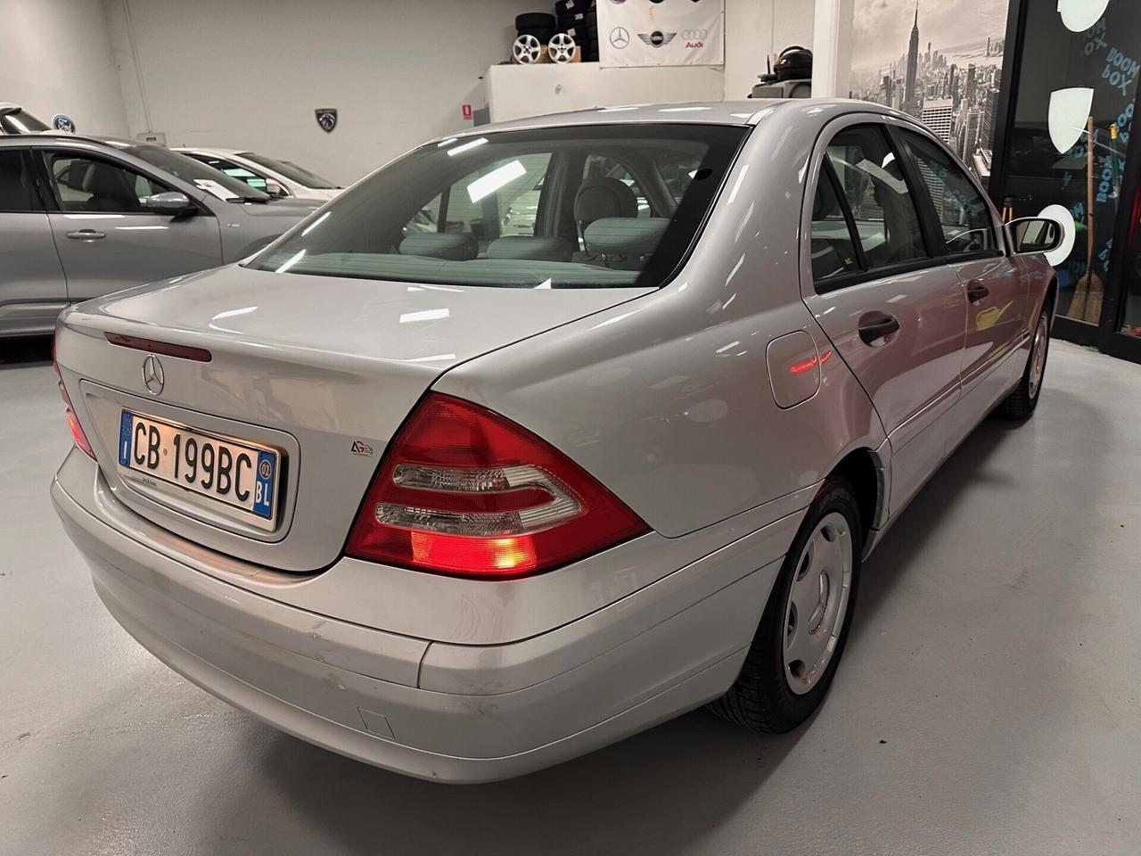 MERCEDES C 180 BENZINA BERLINA (75000 MILA KM )