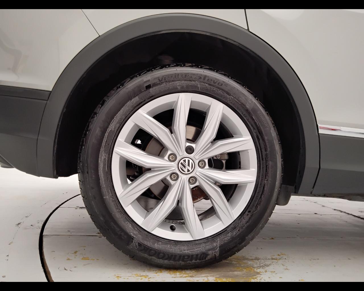 VOLKSWAGEN Tiguan II 2016 - Tiguan 2.0 tdi Business 150cv dsg