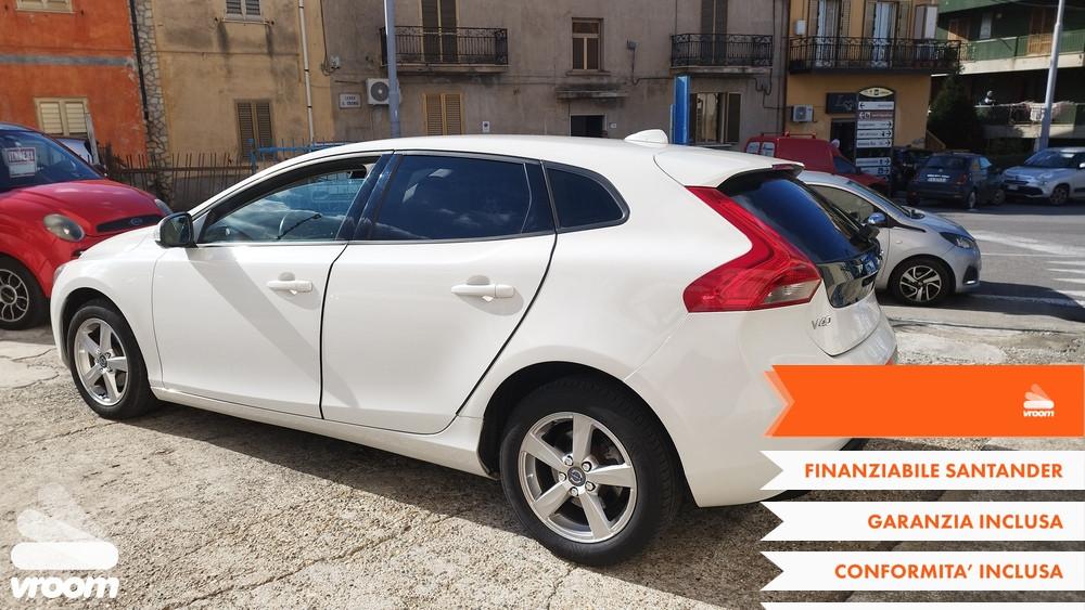 VOLVO V40 (2012-2020) V40 D2 1.6 R-design Kinetic