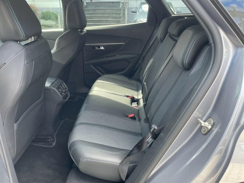 Peugeot 3008 1.5 BlueHDi Allure EAT