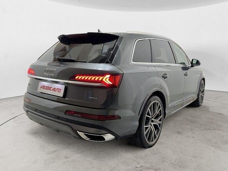 Audi Q7 55 TFSI e quattro tiptronic S LINE