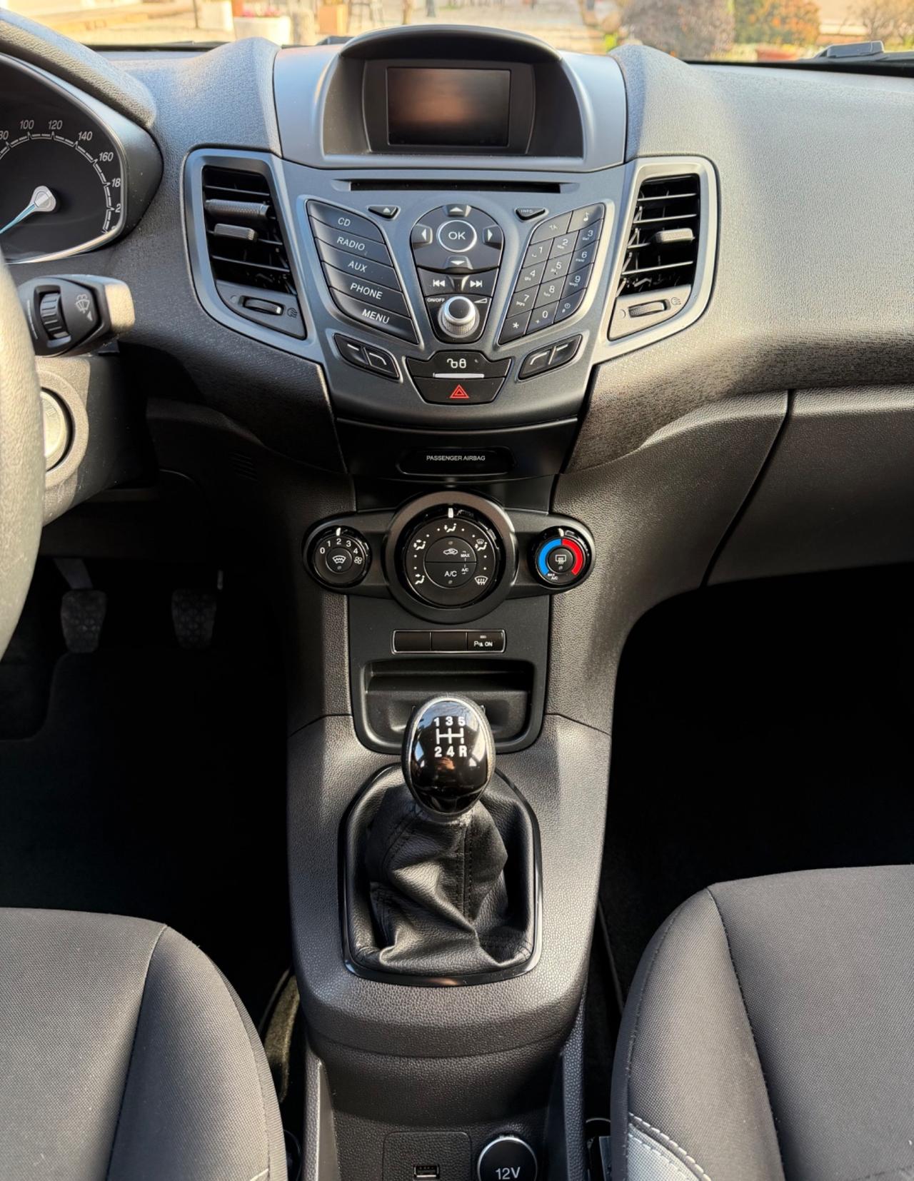 FORD FIESTA 1.0 ECOBOOST BENZINA 5 PORTE NEOPATENTATi