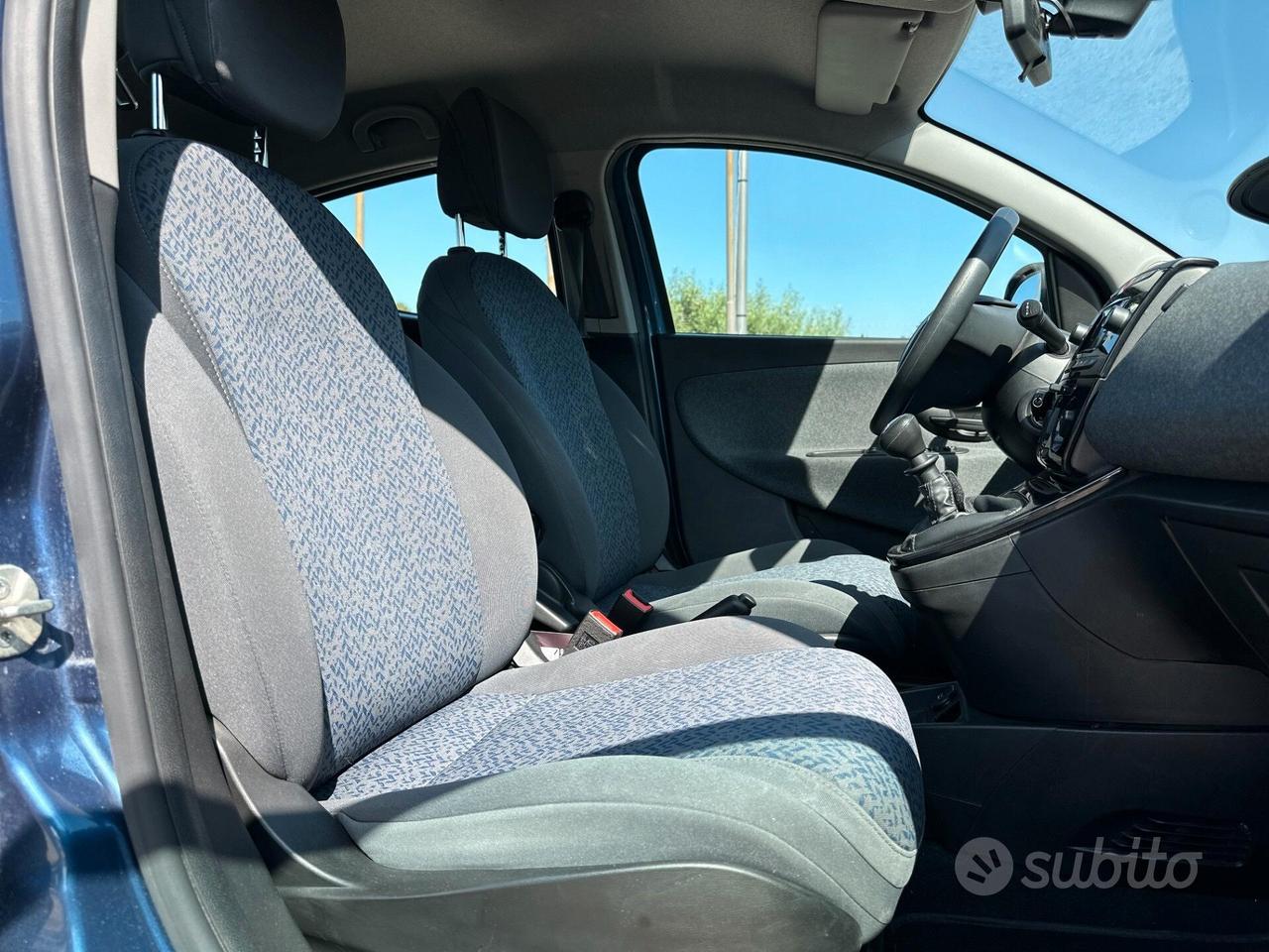 Lancia Ypsilon 1.0 FireFly 5 porte S&S Hybrid
