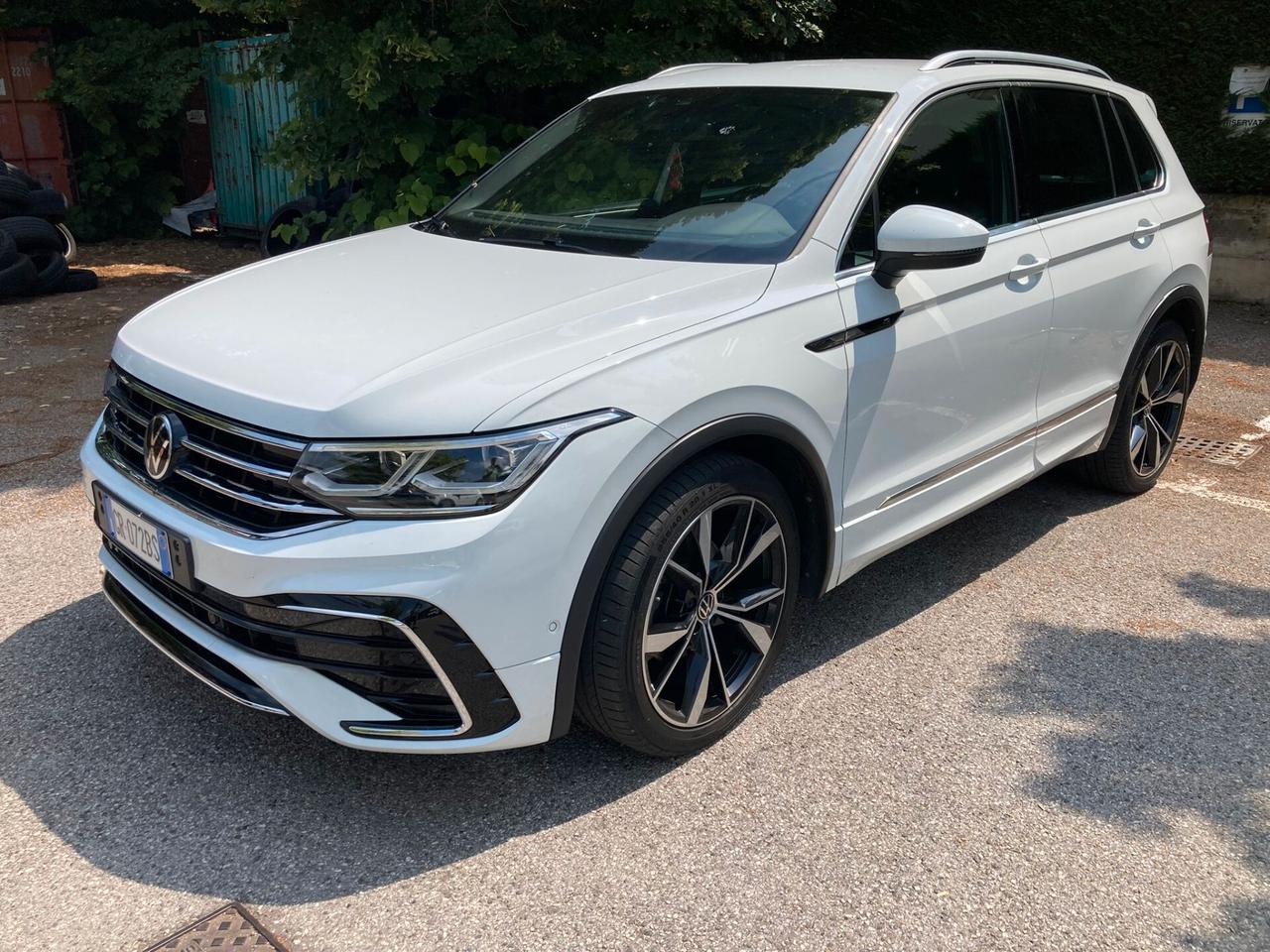 Volkswagen Tiguan 2.0 TDI 150 CV SCR DSG 4MOTION R-Line
