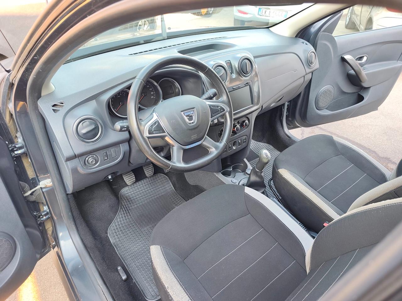Dacia Sandero Stepway 1.0 BENZINA E GPL DI SERIE