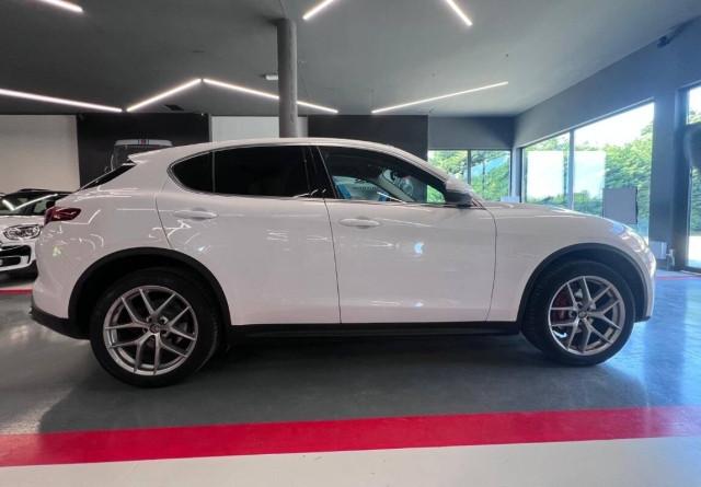 Alfa Romeo Stelvio 2.0 t First Edition Q4 280cv auto