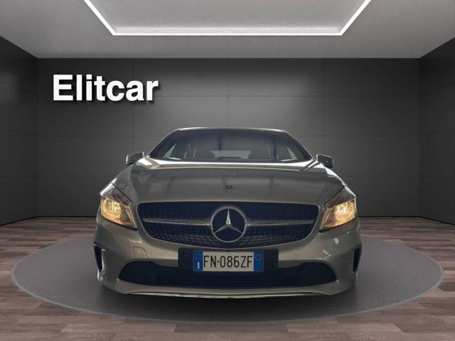 MERCEDES-BENZ A 180 Sport