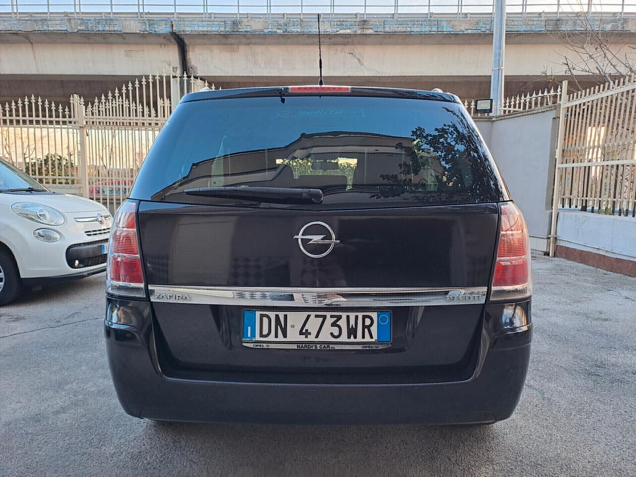 Opel Zafira 1.9 CDTI 120CV Cosmo 7 POSTI