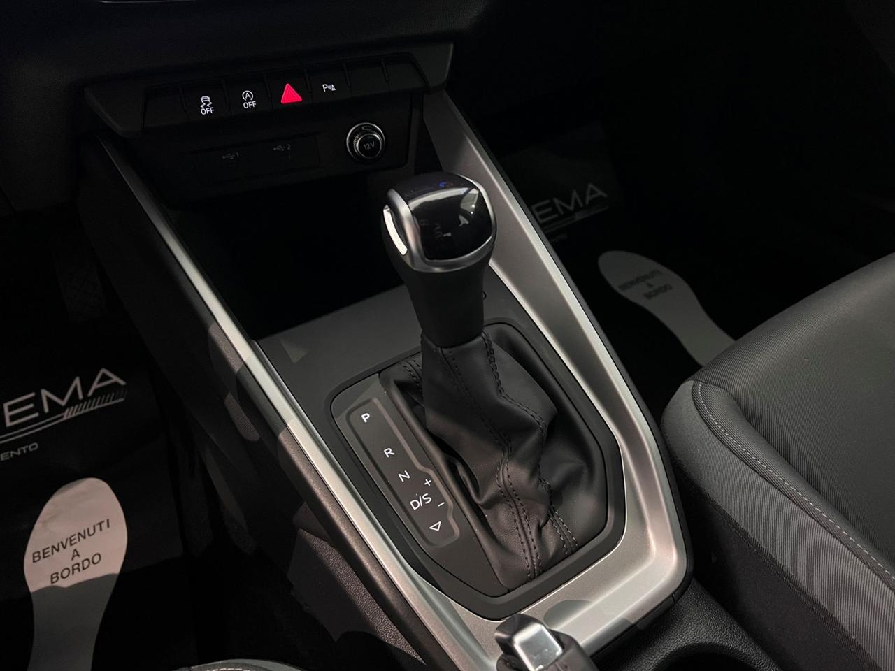 AUDI A1 II 2019 Sportback Sportback 30 1.0 tfsi S Line Edition 116cv s-tronic - VARI COLORI!