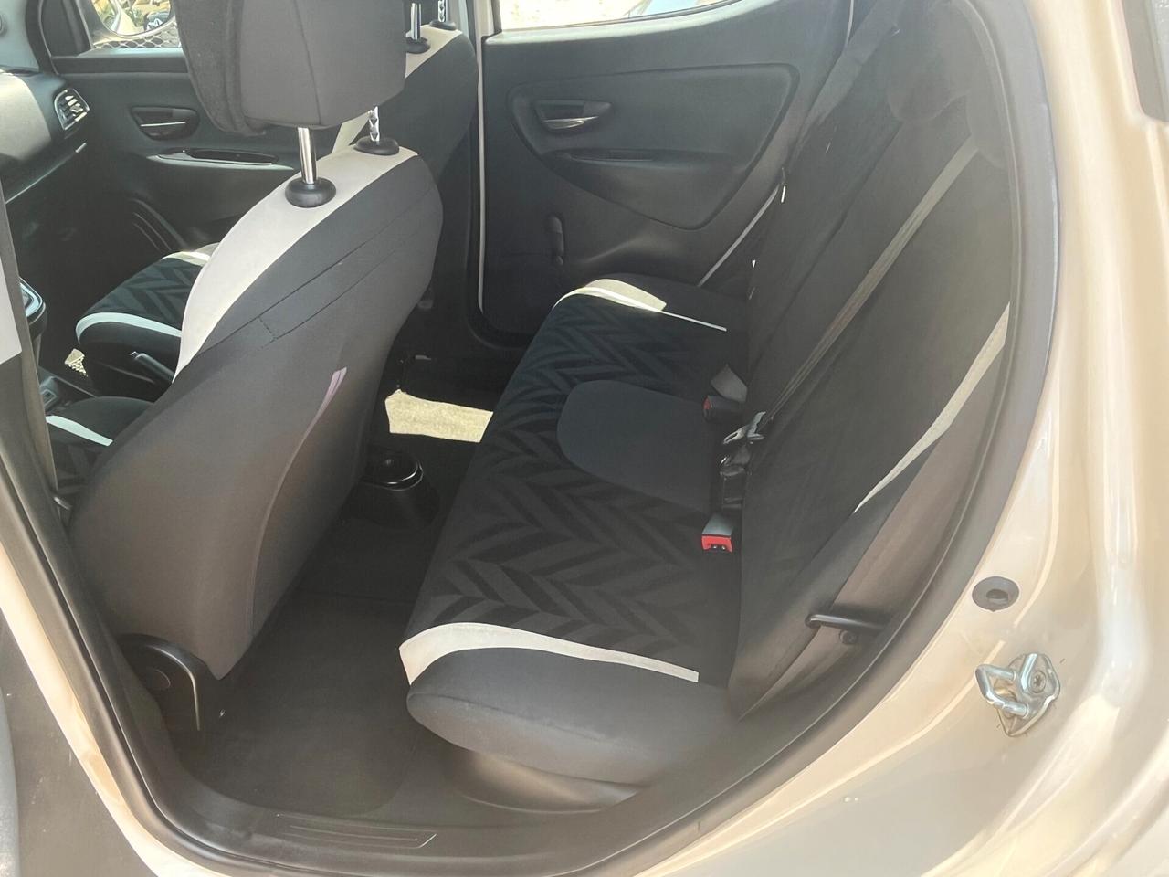 Lancia Ypsilon 1200 GPL DI SERIE KM CERTIFICATI UNICO PROPRIETARIO 2018