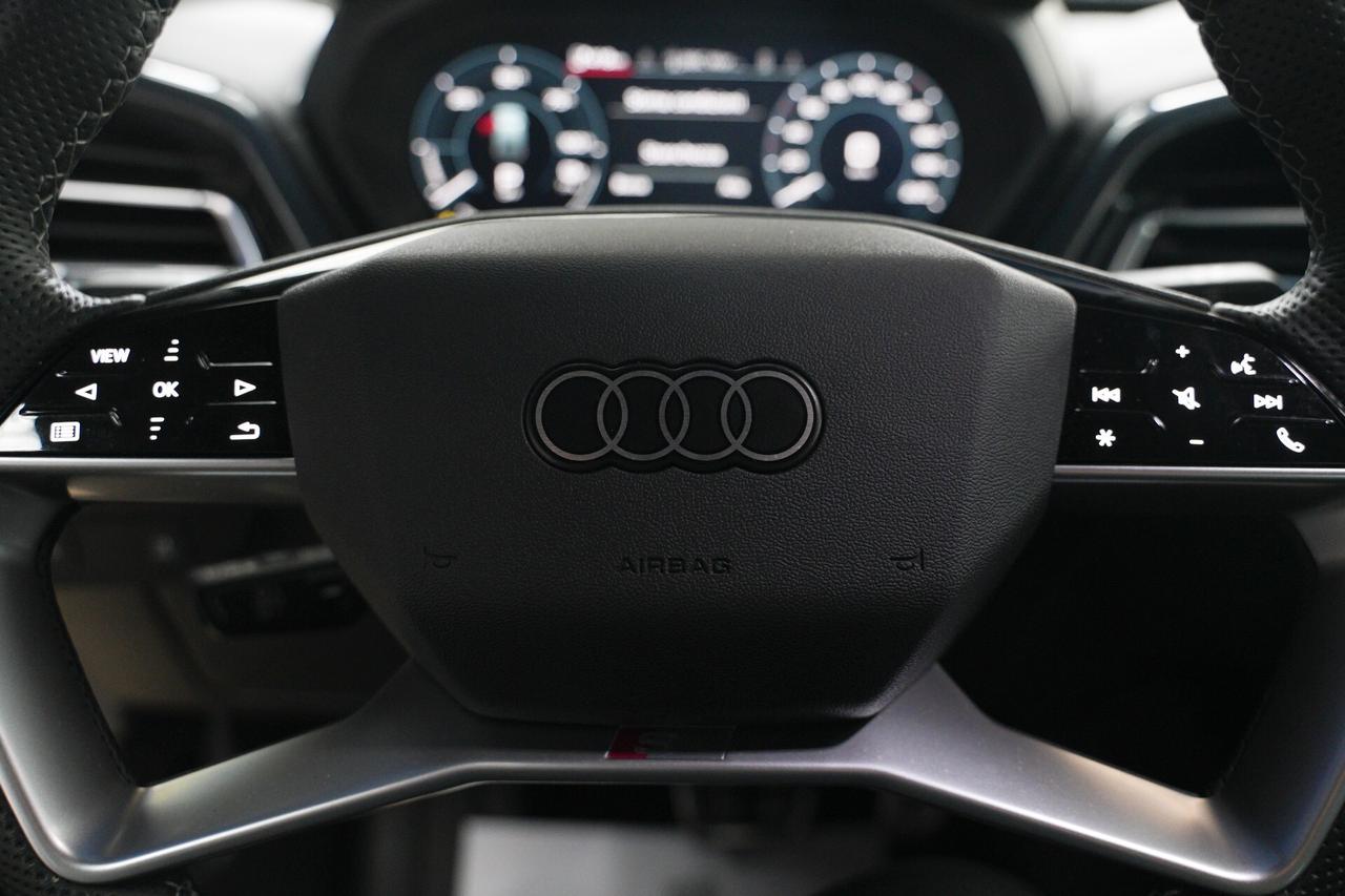 Audi Q4 45 e-tron quattro S line edition