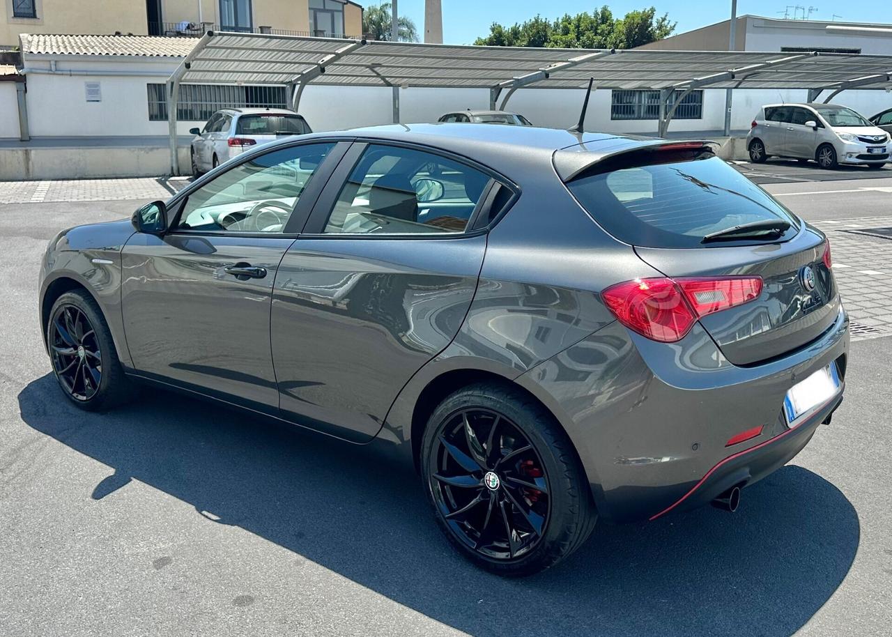 Alfa Romeo Giulietta 2.0 JTDm-2 150 CV allestimenti sportiva quadrifoglio