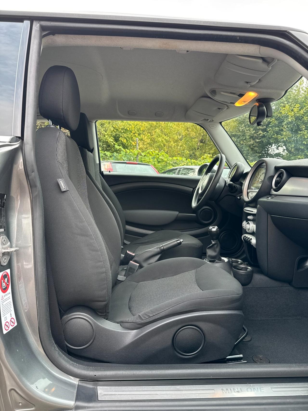 Mini 1.4 55kw Benz/GPL *fino al 2032* *Catena Distribuzione*