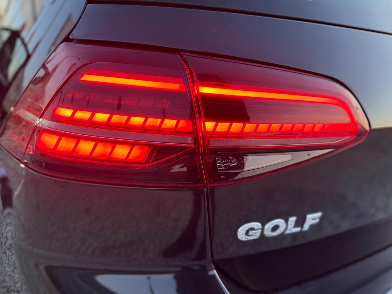 Volkswagen Golf 7.5 R-Line 1.0 TSI Dsg ok Neopatentati