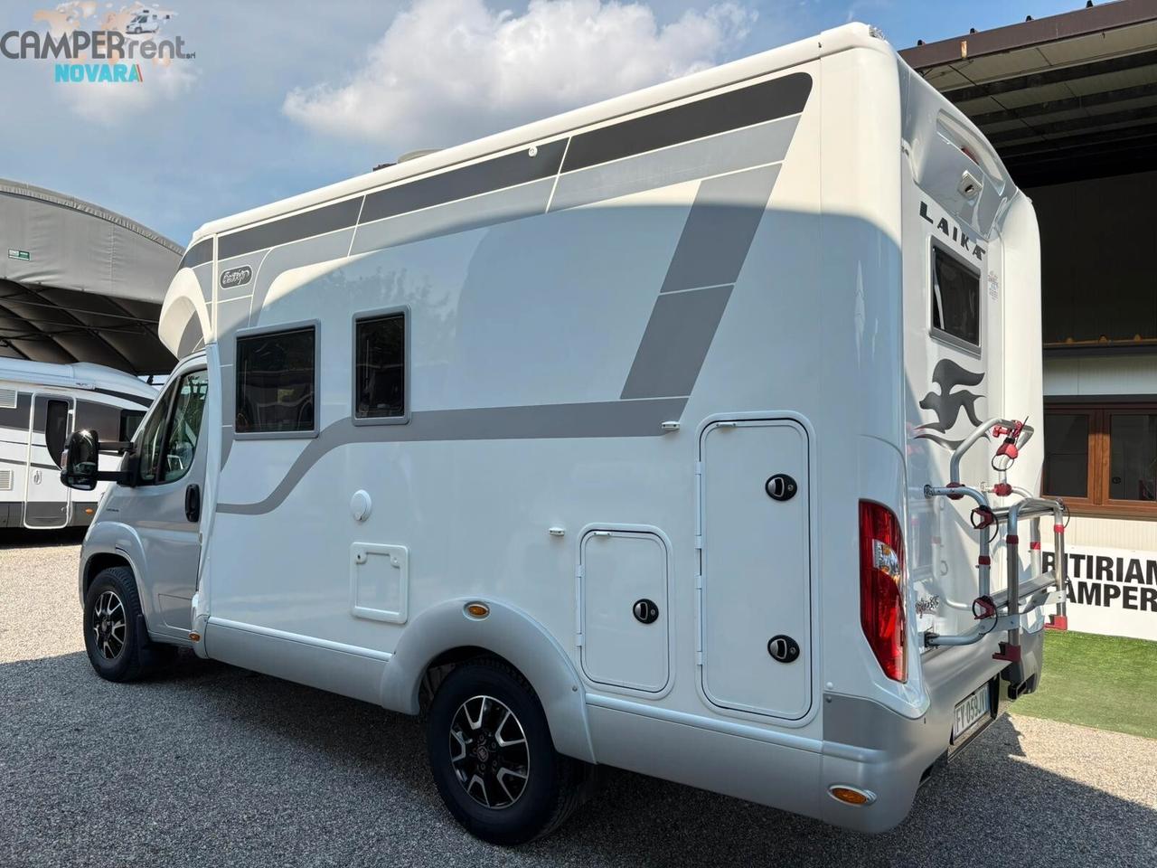 LAIKA ECOVIP 305 TOSCANA EDITION - SEMINTEGRALE COMPATTO 59