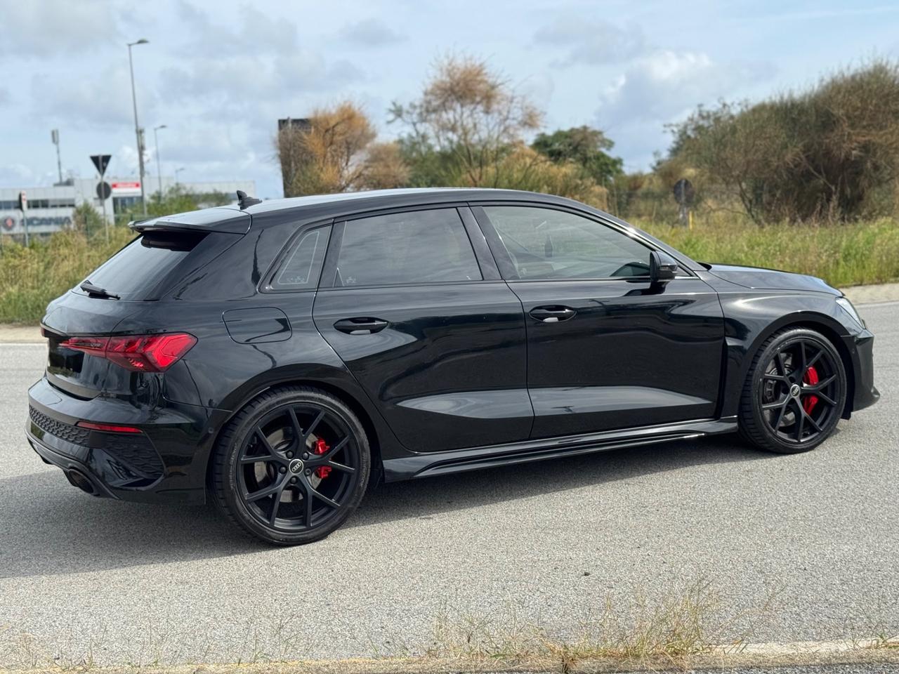AUDI RS3 2.5 TFSI 400CV MATTIX TOTAL BLACK PERMUTABILE