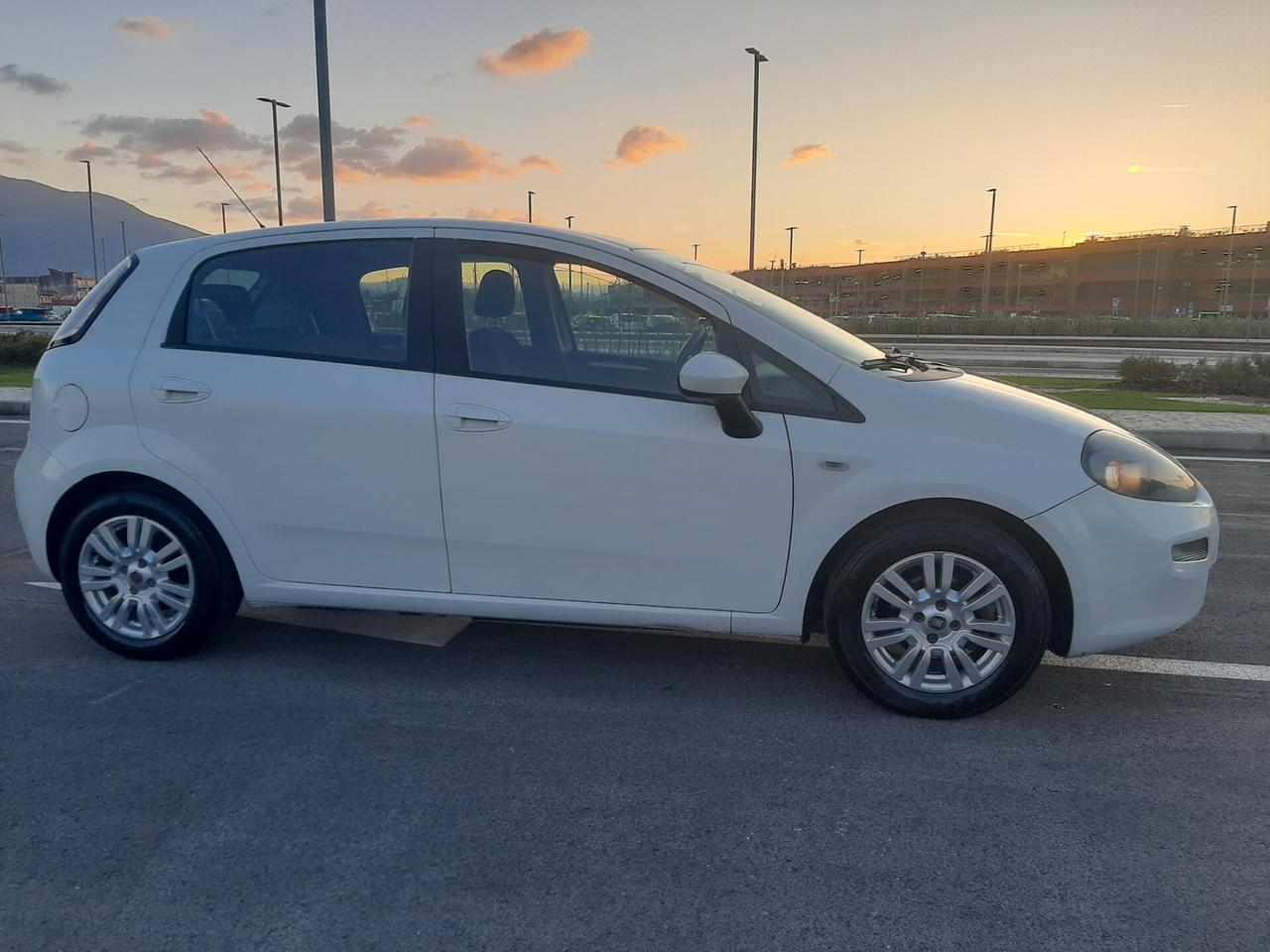 Fiat Punto 1.3 MJT II S&S 85 CV 5 porte ECO Lounge