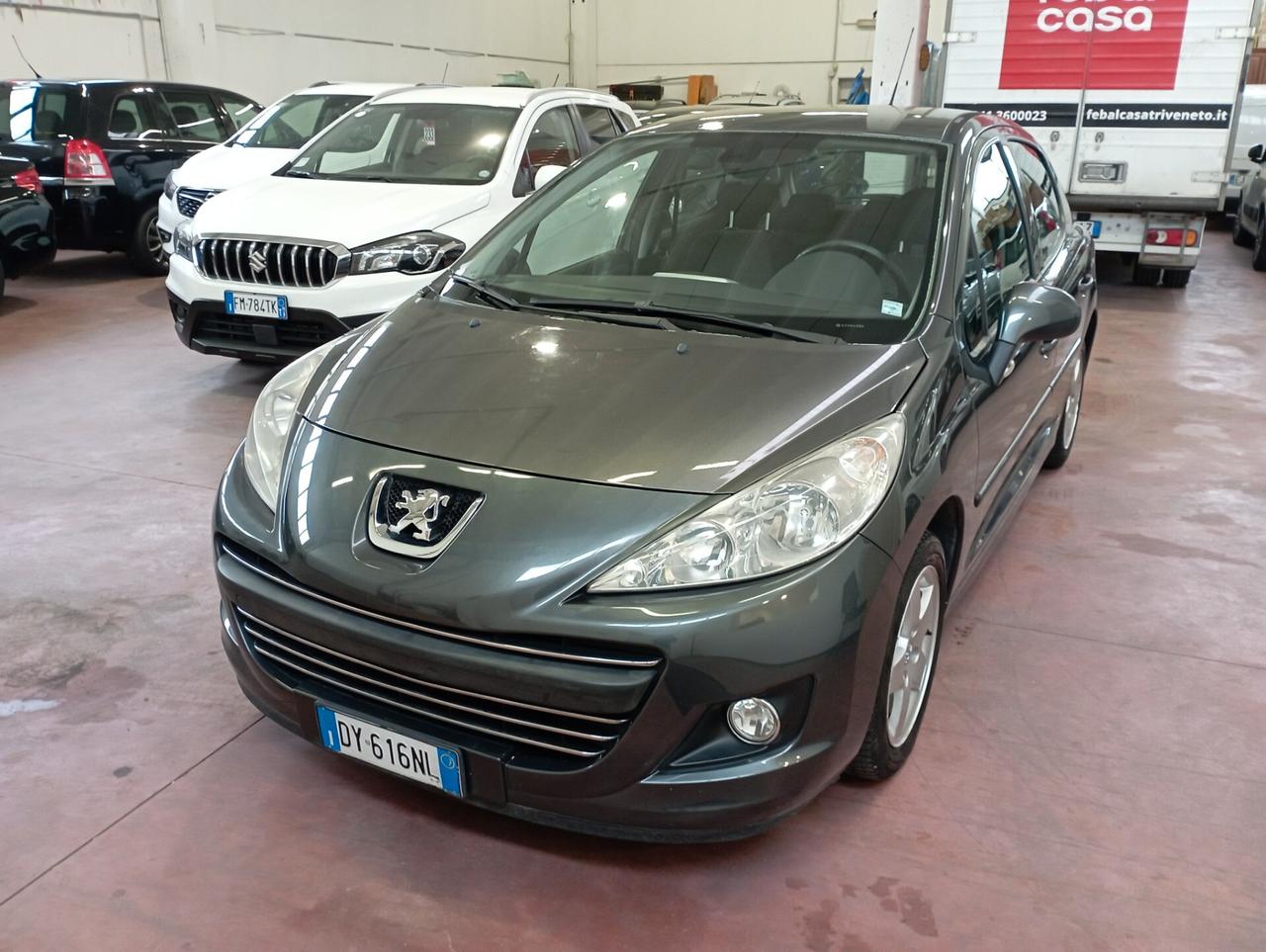 Peugeot 207 1.4 VTi 95CV 5p. NEOPATENTATI OK