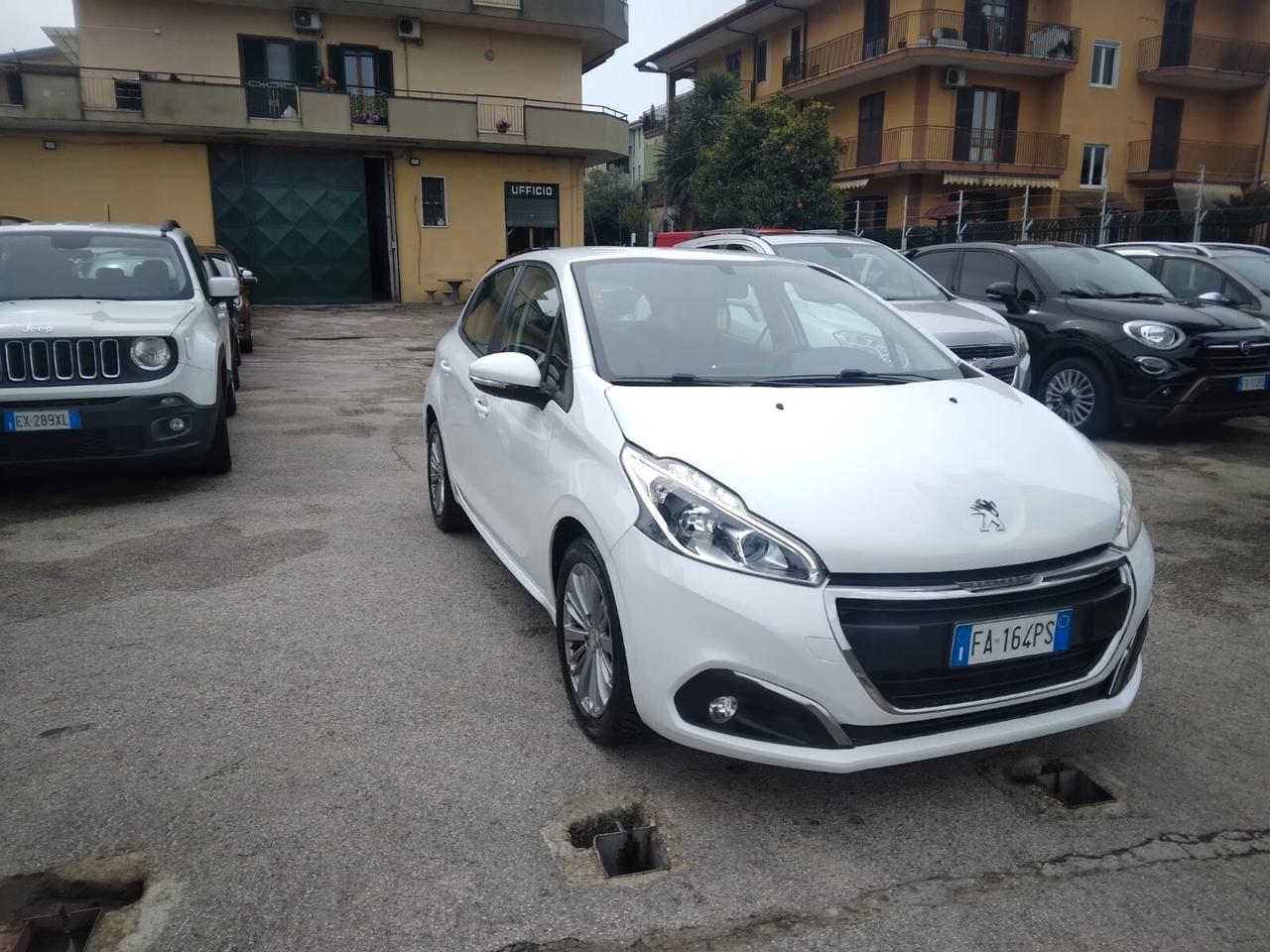 Peugeot 208 1.2 benzina Allure 2015