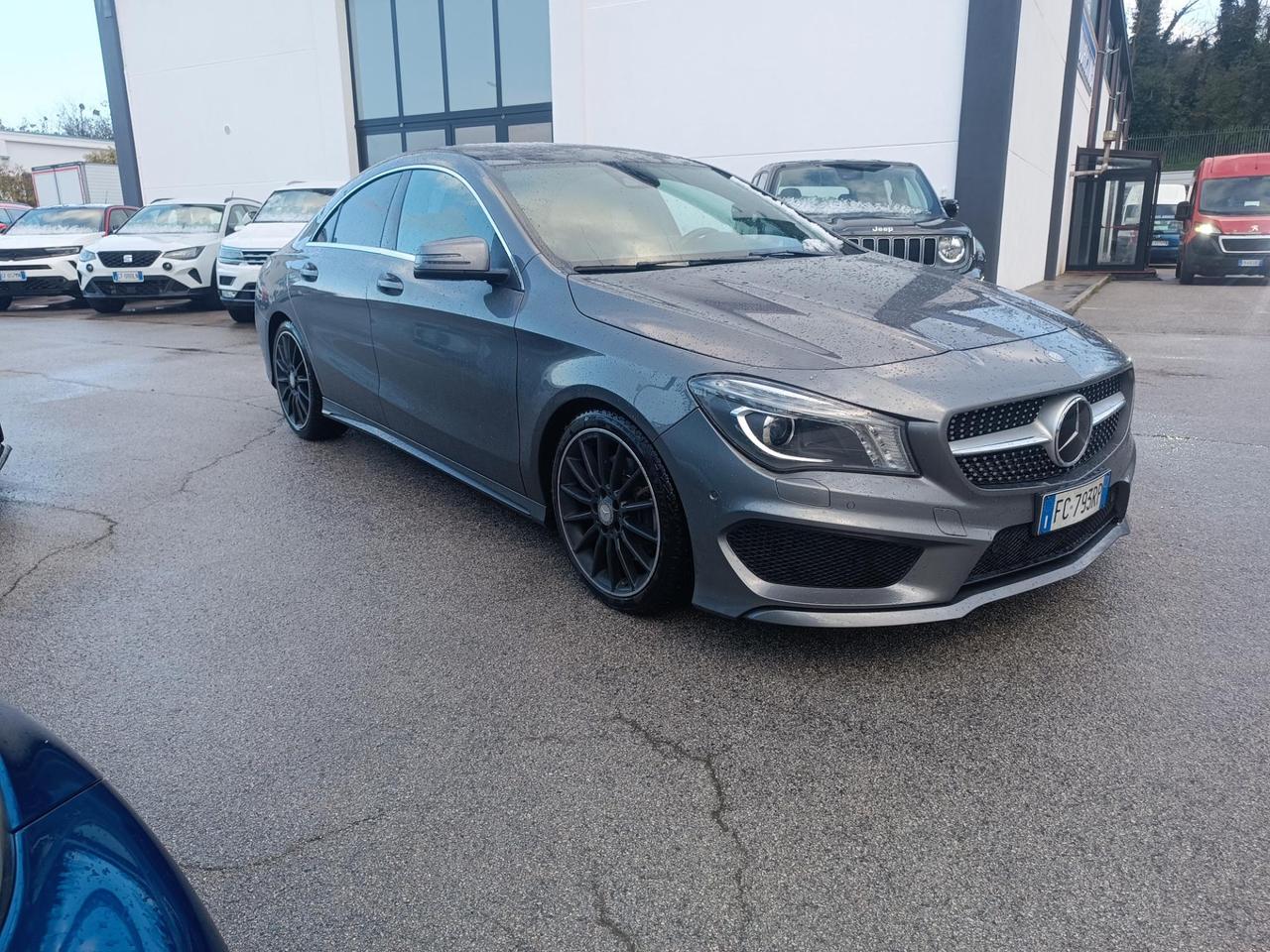 Mercedes CLA Berlina CLA 220 d Premium Dark Night 177cv auto