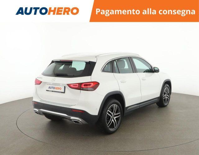 MERCEDES-BENZ GLA 200 d Automatic Sport