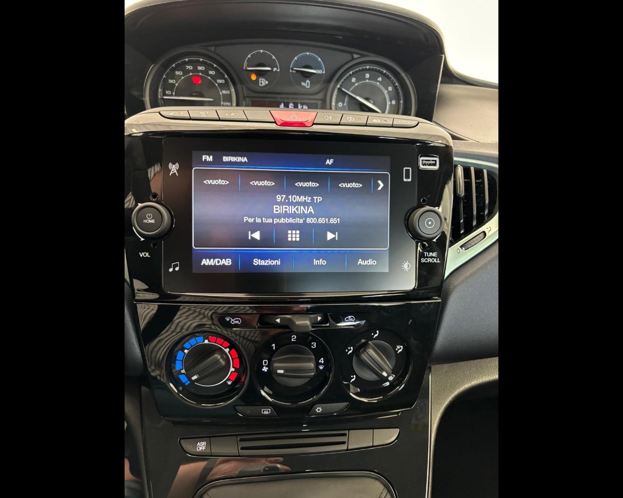 LANCIA Ypsilon III 2021 - Ypsilon 1.0 firefly hybrid Gold s&s 70cv 5p.ti