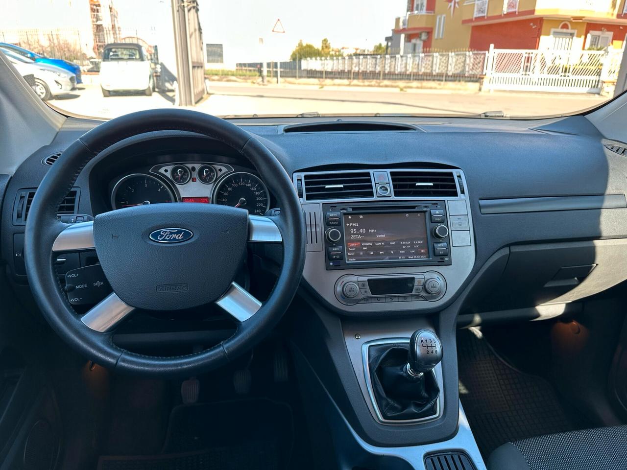 Ford Kuga 2.0 TDCi 140 CV Titanium