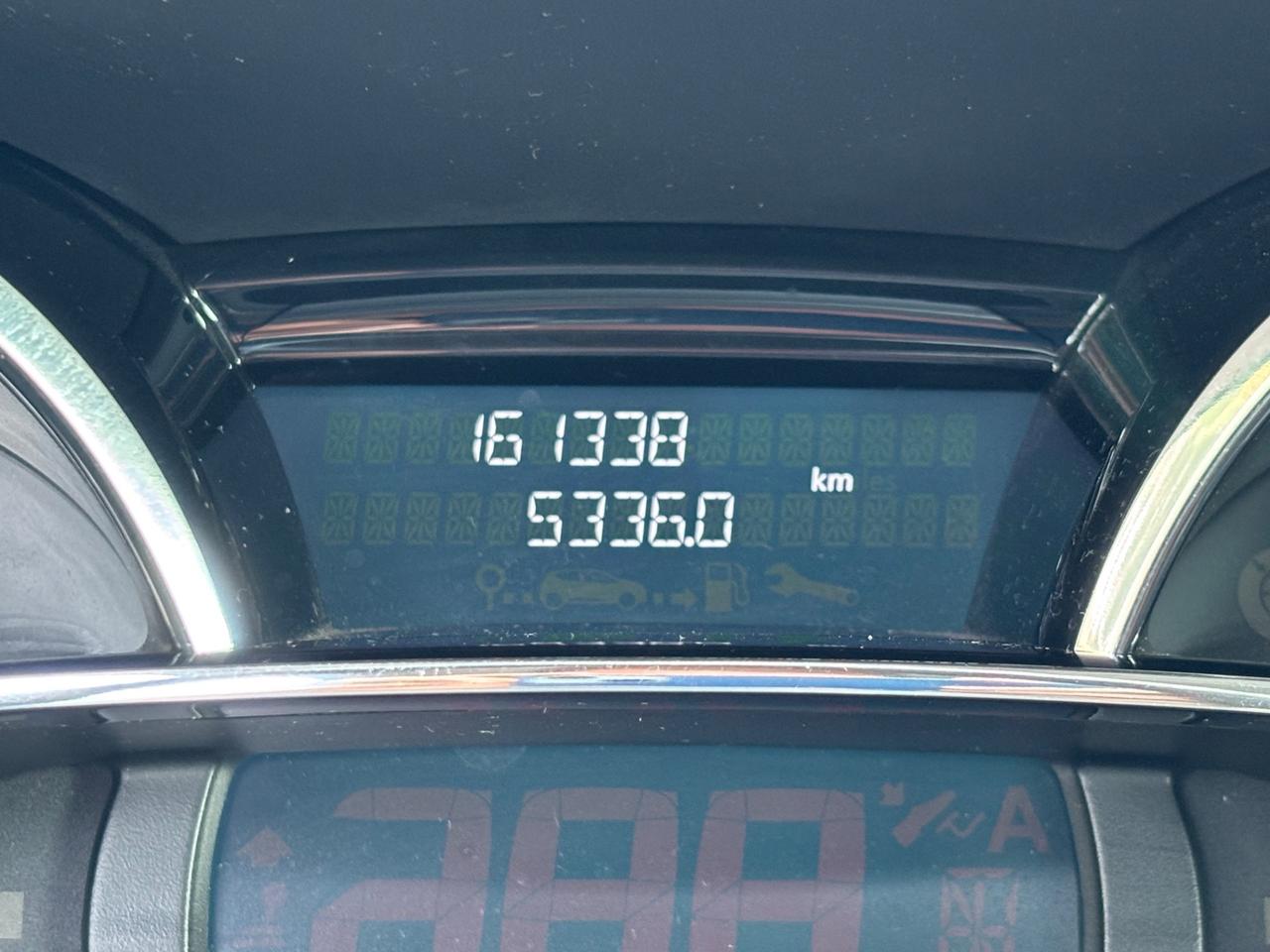 Renault Clio 1.2 75CV 5 porte Costume National